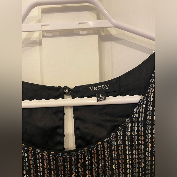 Gorgeous size L Verty sequin dress. - Picture 2 of 6